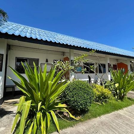 Sunny Tayai Hostel Пай Екстер'єр фото