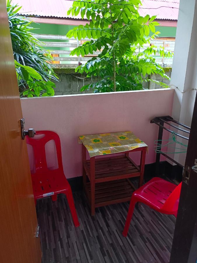 Sunny Tayai Hostel Пай Екстер'єр фото