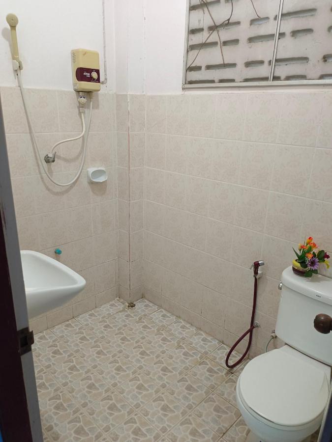 Sunny Tayai Hostel Пай Екстер'єр фото